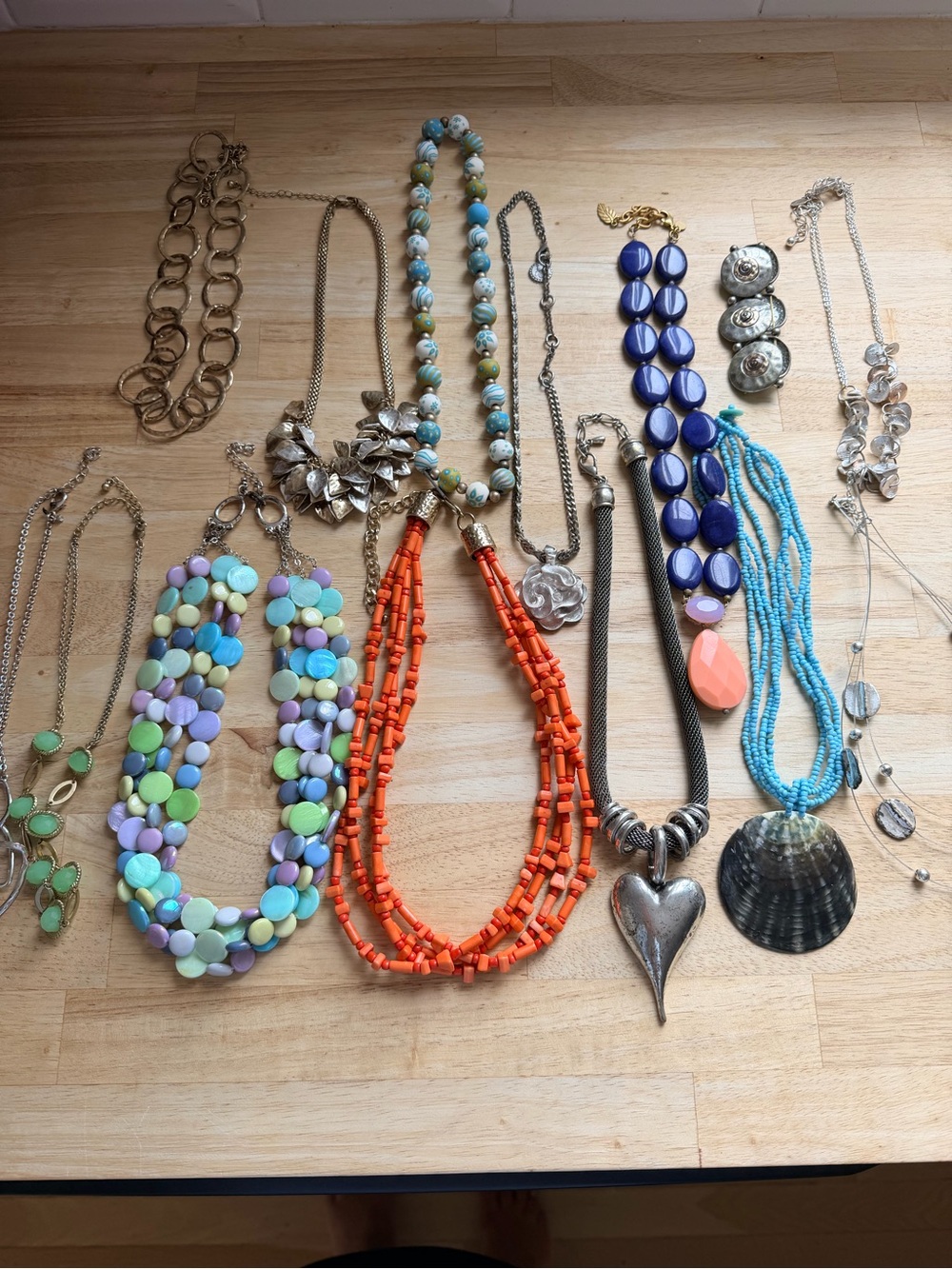 13 Neclaces + 1 Bracelet lot.. chicos boutique